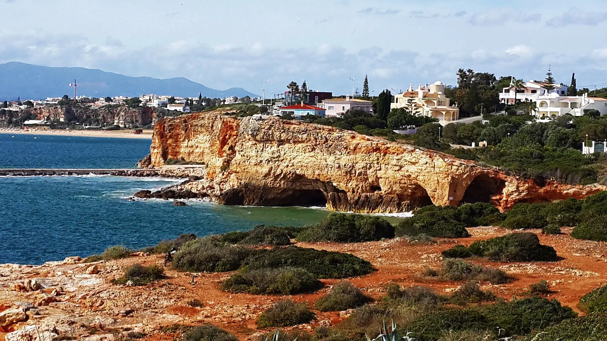 Os Promontórios Escondidos: A Caminhada Desconhecida pelas Falésias do Algarve 3
