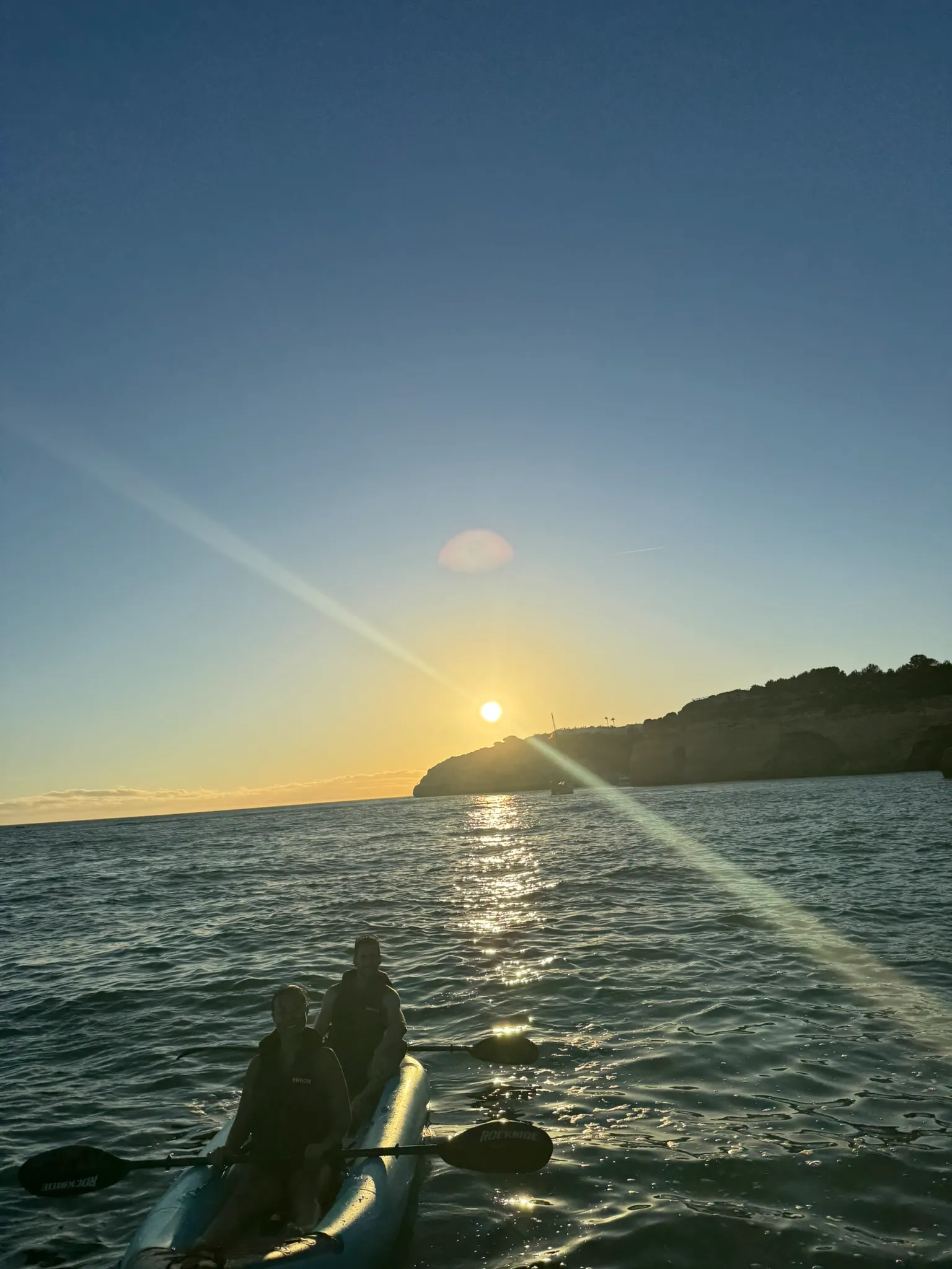 Tour en Kayak al Amanecer y Atardecer en las Cuevas de Benagil 3